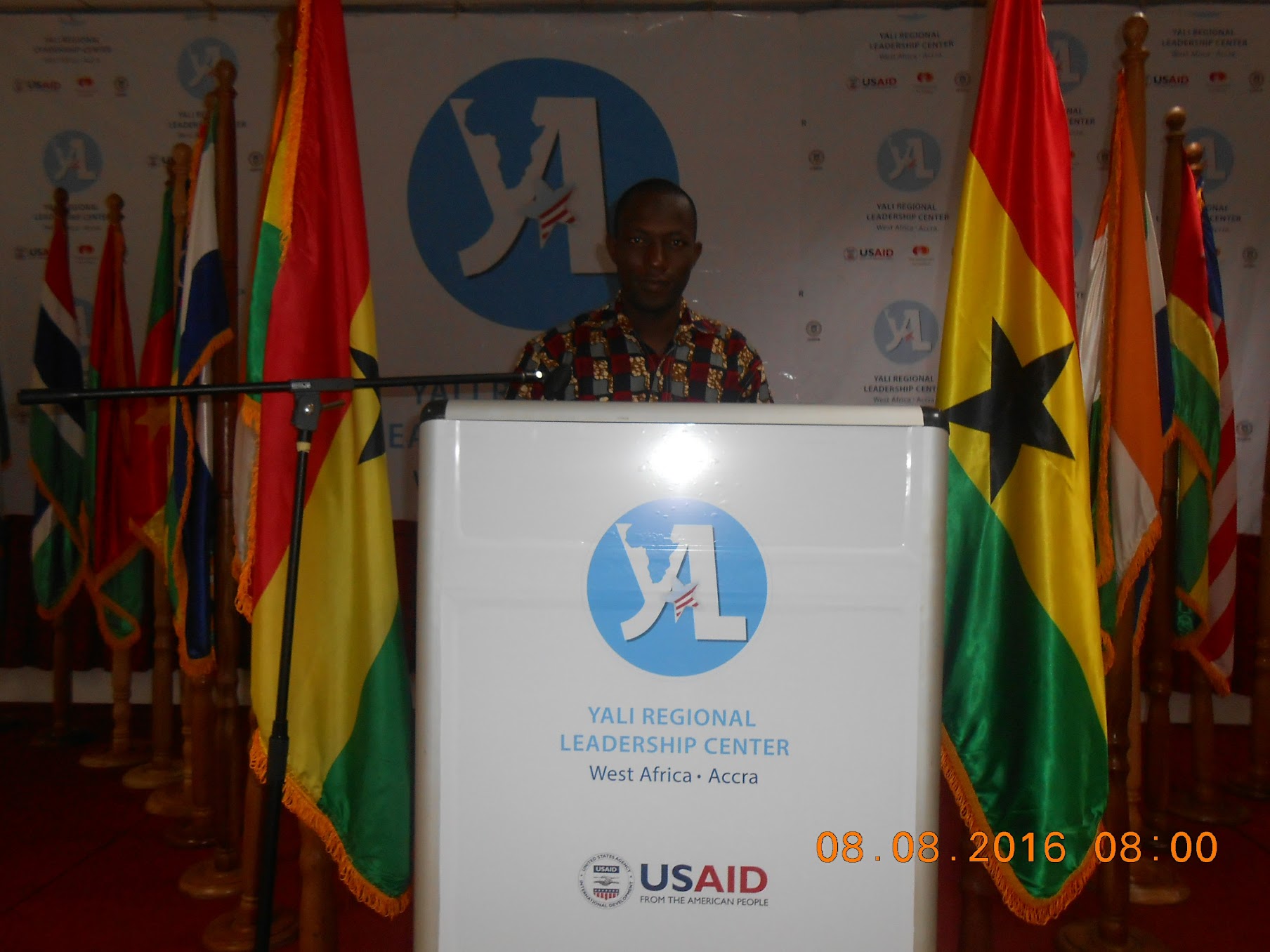 Inoussa presenting at YALI Regional Leadership Center in Accra, Ghana
